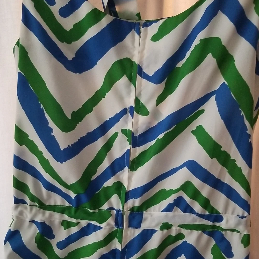 VINTAGE Doncaster Sun Dress with Wrap or Head Scarf, Size 12, $48 - Picture 9 of 14